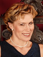 pantyhose mature women