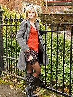 mature women in sheer pantyhose